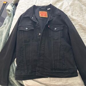 Levi’s black denim jacket